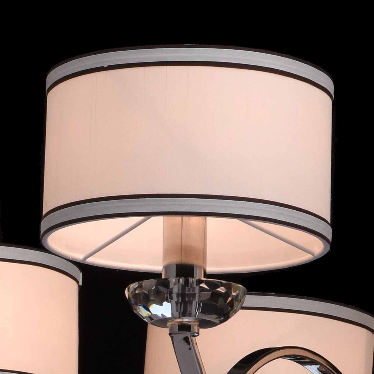 картинка Подвесная люстра Chiaro Палермо 386014908 магазин pro-decor.kz являющийся официальным дистрибьютором в Казахстане картинка Подвесная люстра Chiaro Палермо 386014908 от магазина pro-decor.kz