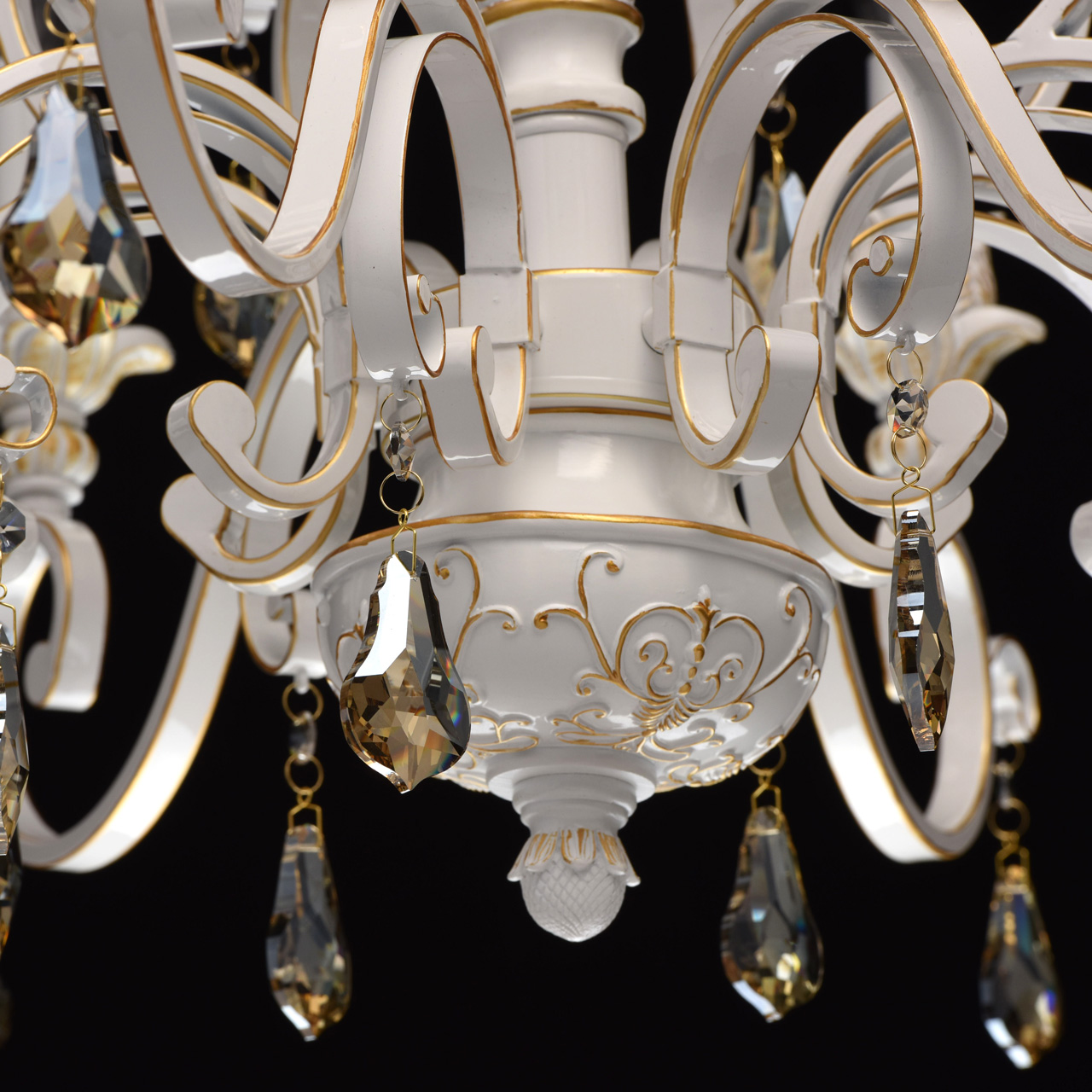 картинка Подвесная люстра Chiaro Версаче 28 639012608 от магазина pro-decor.kz