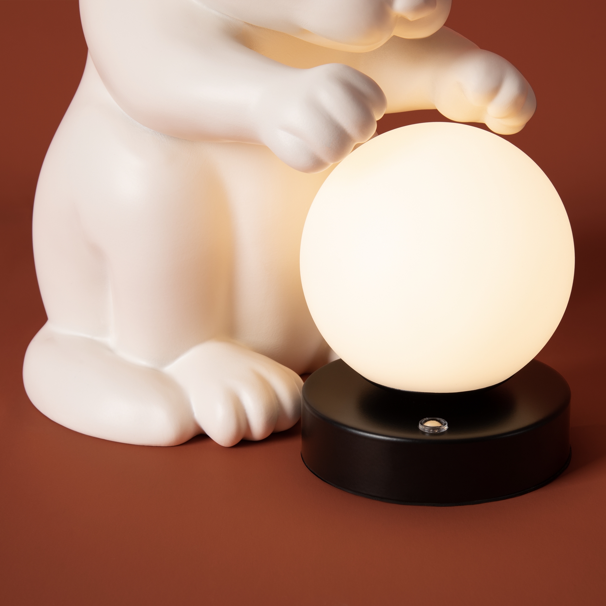 картинка Настольный светильник Freya FR5607TL-01W Whisker магазин pro-decor.kz являющийся официальным дистрибьютором в Казахстане картинка Настольный светильник Freya FR5607TL-01W Whisker от магазина pro-decor.kz