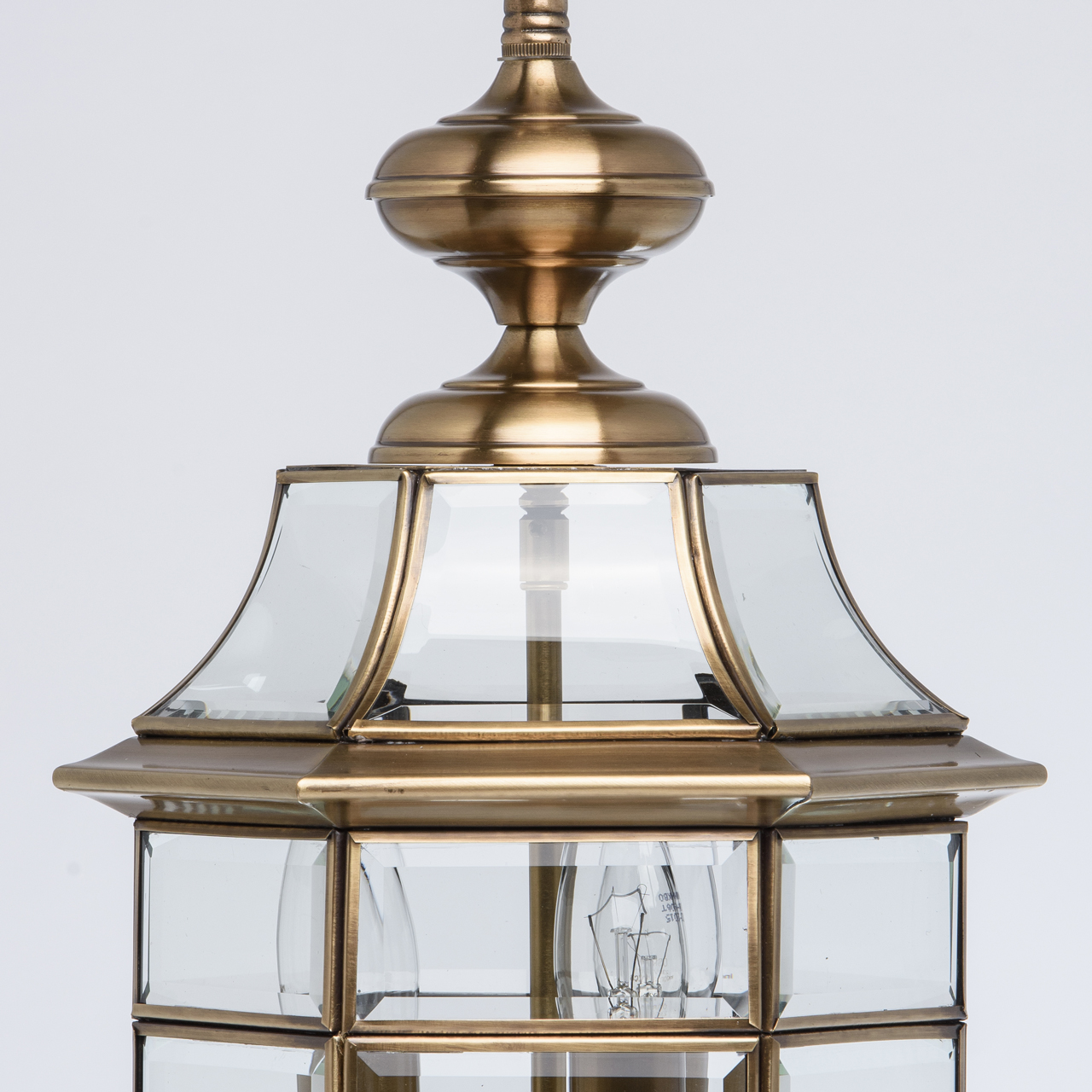 картинка Подвесной светильник Chiaro Мидос 802010303 магазин pro-decor.kz являющийся официальным дистрибьютором в Казахстане картинка Подвесной светильник Chiaro Мидос 802010303 от магазина pro-decor.kz