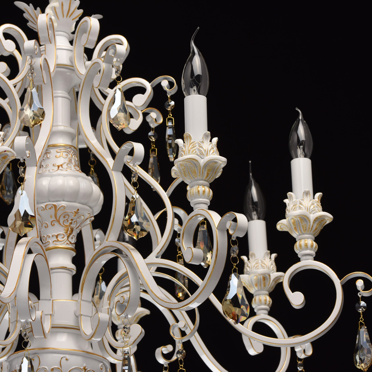картинка Подвесная люстра Chiaro Версаче 28 639012608 от магазина pro-decor.kz