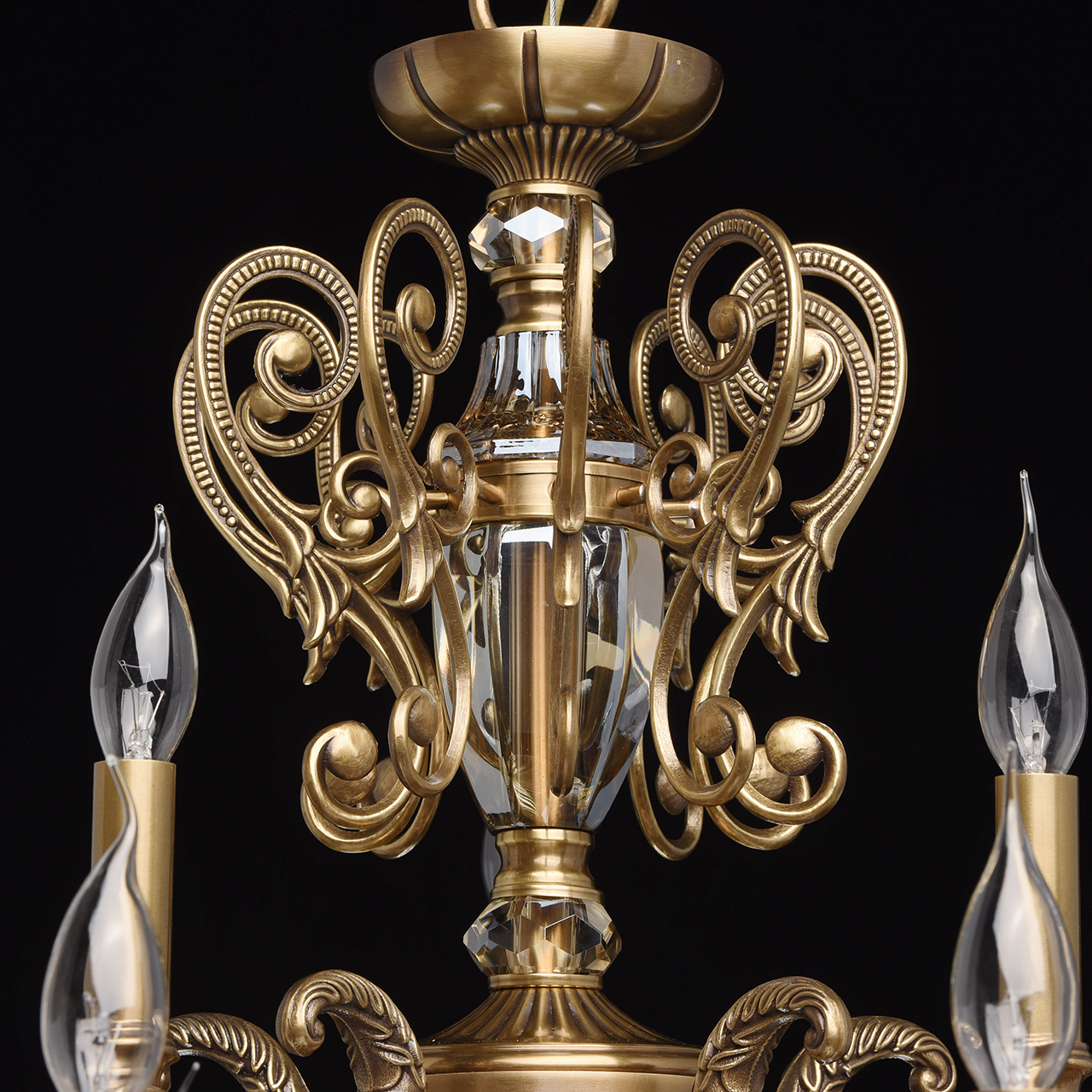 картинка Подвесная люстра Chiaro Габриэль 491011215 от магазина pro-decor.kz